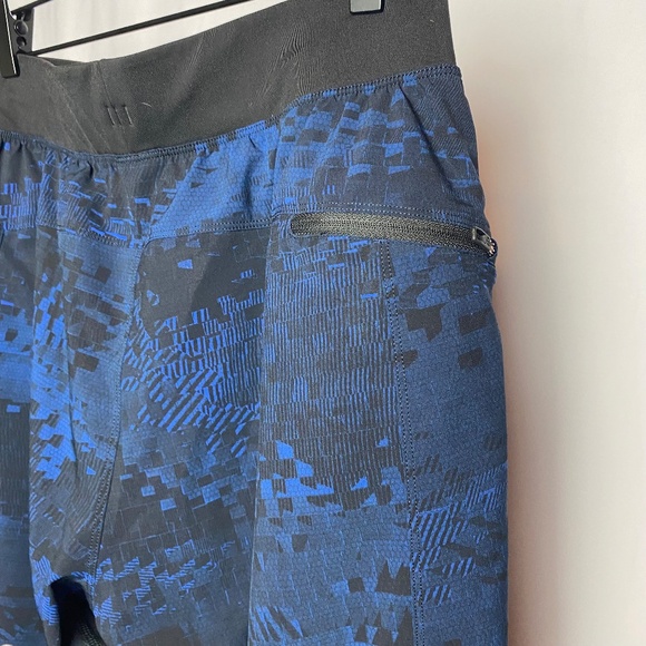 Lululemon Menʻs Pace Breaker Blue and Black Athletic Shorts Small - Picture 5 of 6